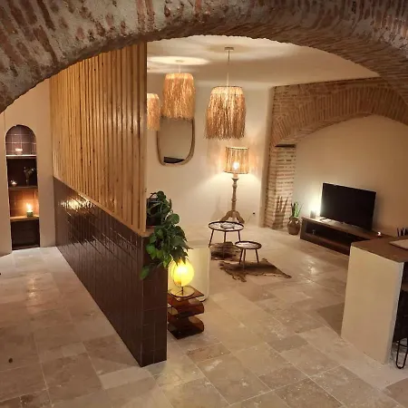 Daire Amagat Loft Piscine Et Hammam *